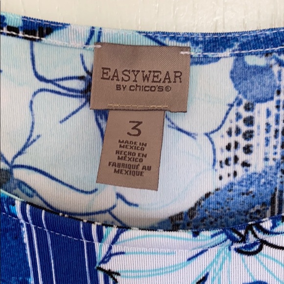Chico’s EasyWear Blue and Black Floral Top - Picture 2 of 3
